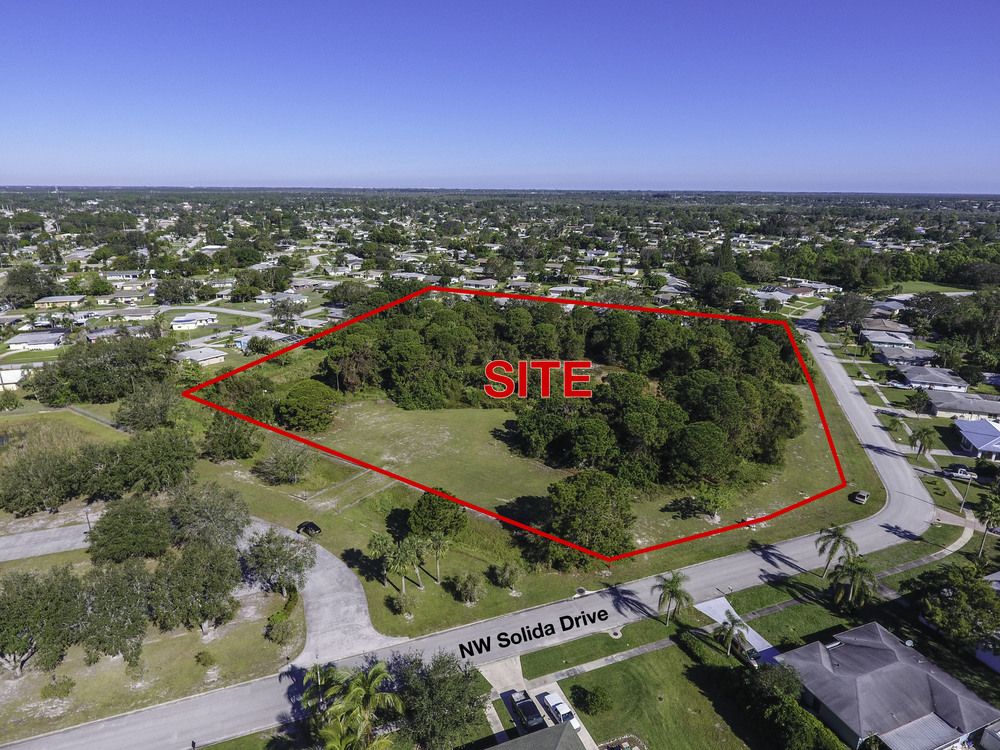 115 NE Solida Dr, Port Saint Lucie, FL 34983